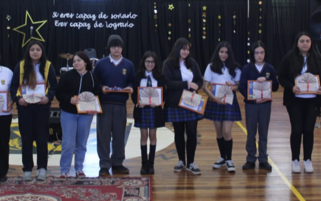 Estudiantes Destacados En Premiaci N Liceo Jorge Alessandri